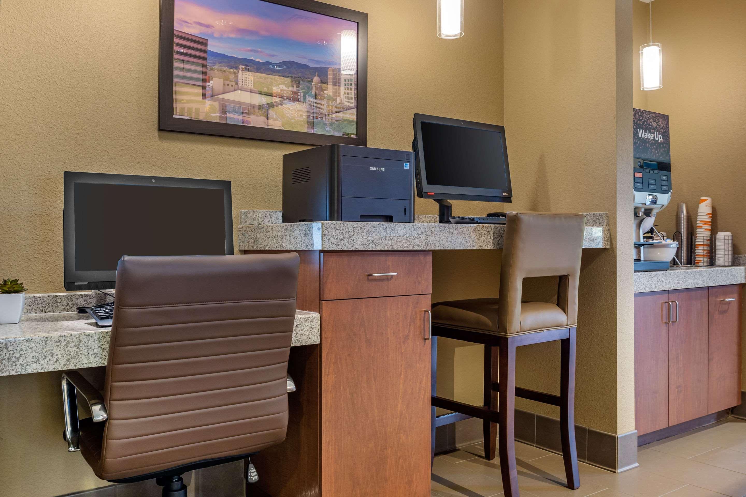 Comfort Inn & Suites Boise Airport Exterior foto